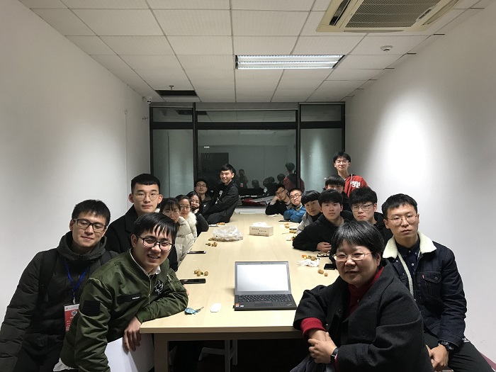 全家福.jpg