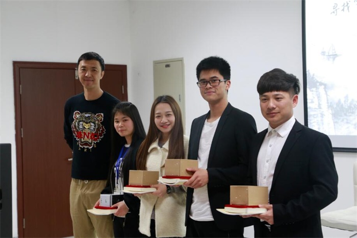 QQ图片20170330134032.jpg QQ图片20170330134032.jpg