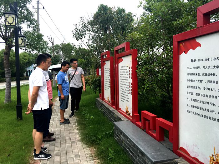 正文700-2.jpg 正文700-2.jpg
