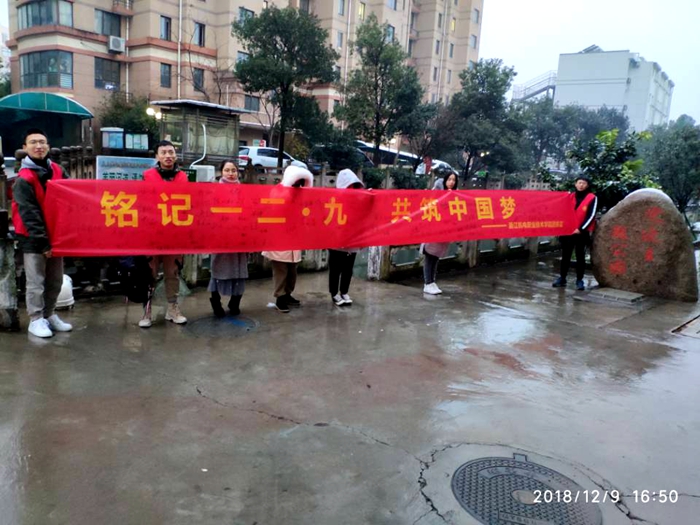 2_副本700.jpg 2_副本700.jpg