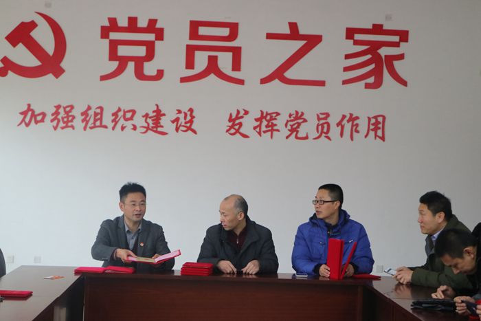 正文700-4.jpg 正文700-4.jpg